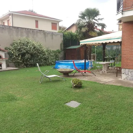 La Casa Di Sotto Apartment *
